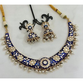 Hasli Necklace Set