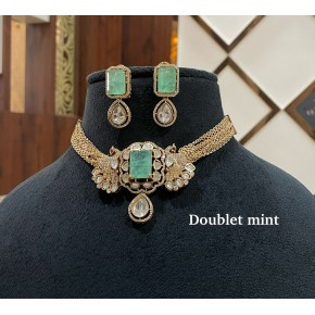 Kundan Choker Set