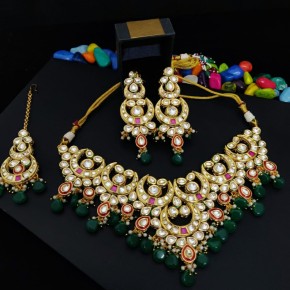Choker Set
