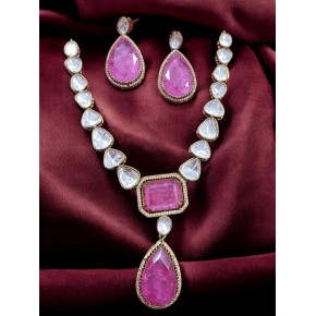 Maisonette Doublet Necklace Set With Earrings