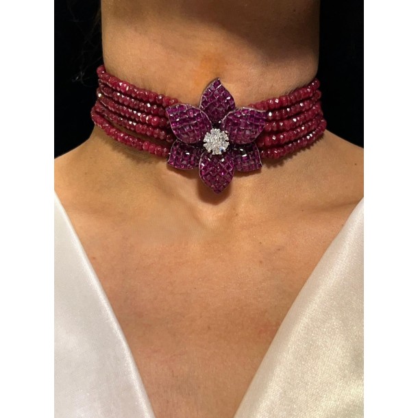 Invisible Pearl Choker Set With Big Flower Studs