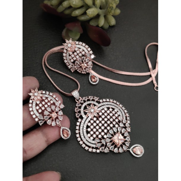 American Diamond Pendant Set With Chain