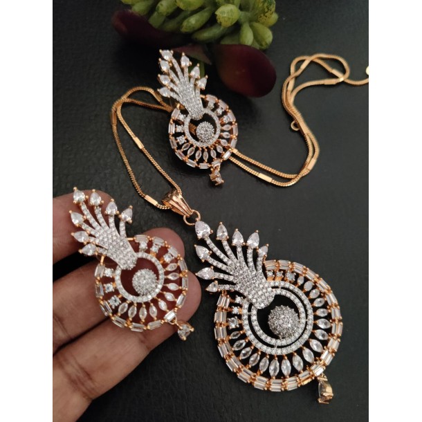 American Diamond Pendant Set With Chain