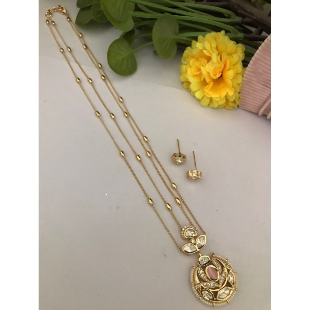 Kundan Pendant Set