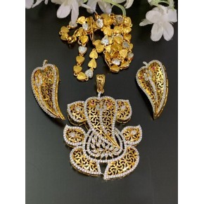 Gold Plated Ganesha Pendant Set With Chain