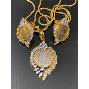 Ginni Pendant Set With Chain