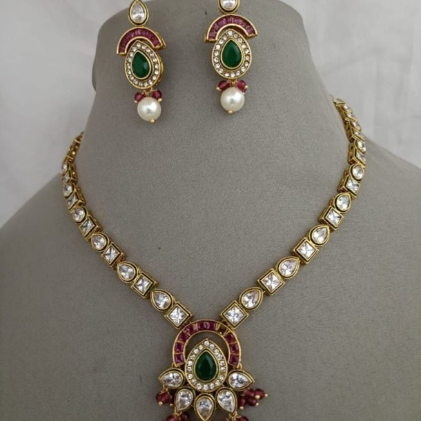 Kundan set