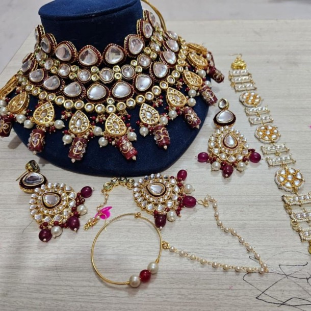 Kundan minakari set